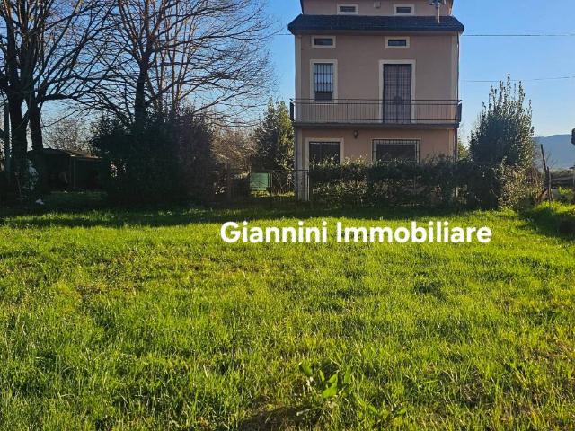 Villa Indipendente in vendita a Rughi, Porcari
