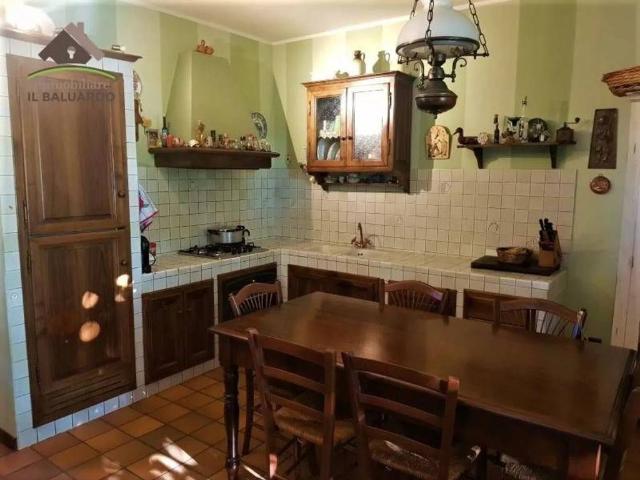 Villa Indipendente in vendita a Porcari, Toscana