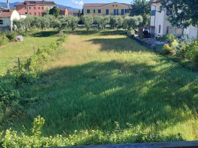 Villa Indipendente in vendita a Porcari, Toscana