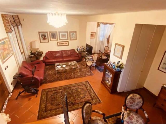 Villa Indipendente in vendita a Porcari, Toscana