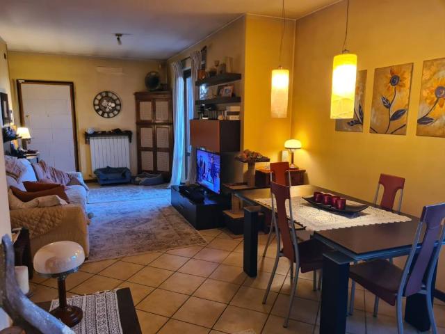 Villa Indipendente in vendita a Porcari, Lucca