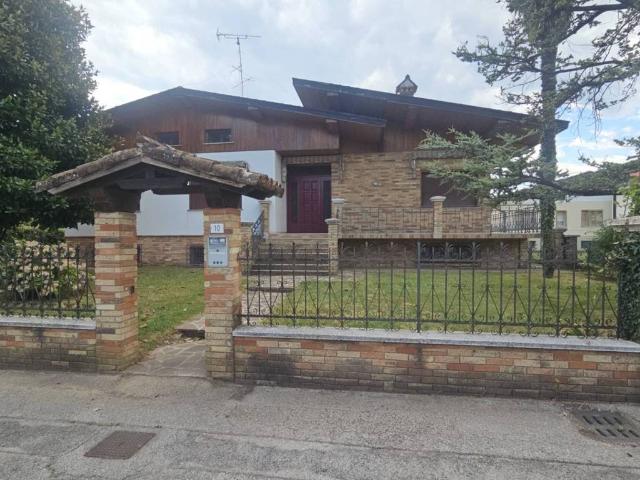 Villa Indipendente in vendita a Rorai Piccolo, Porcia