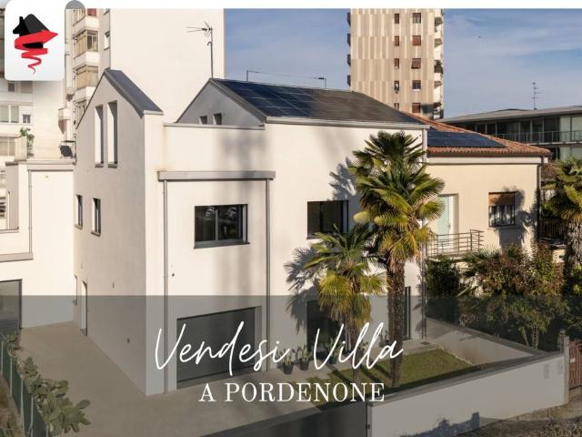 Villa Indipendente in vendita a Pordenone, Friuli-Venezia Giulia