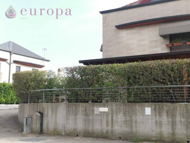 Villa Indipendente in vendita a Valle, Pordenone