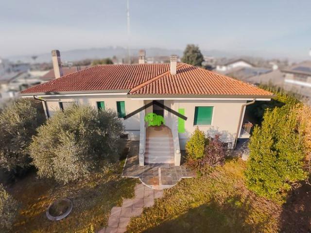 Villa Indipendente in vendita a San Antonio, Pordenone