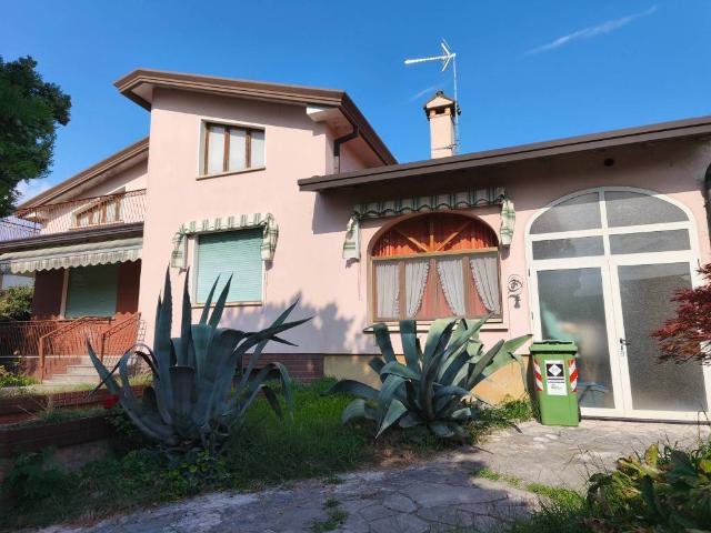 Villa Indipendente in vendita a Noncello, Pordenone