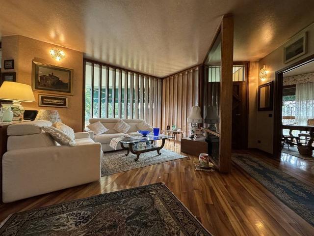 Villa Indipendente in vendita a Torre, Pordenone