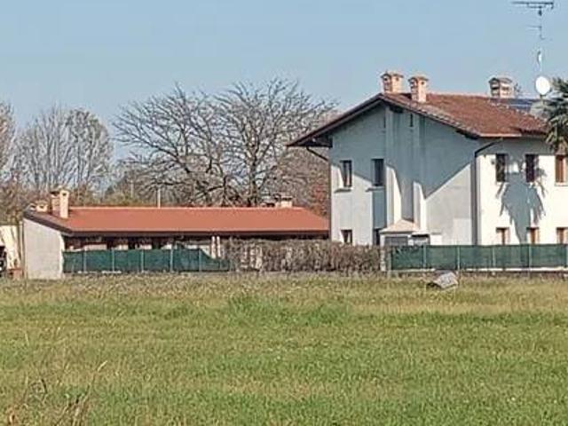 Villa Indipendente in vendita a Cordenons, Friuli-Venezia Giulia