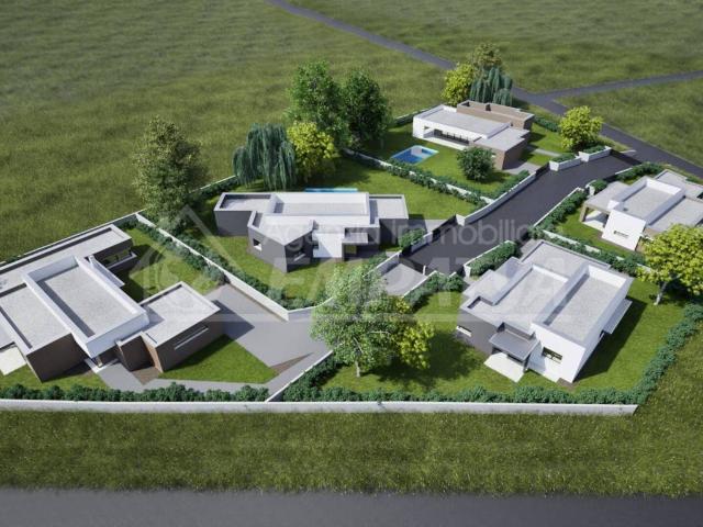 Villa Indipendente in vendita a Cappuccini, Pordenone
