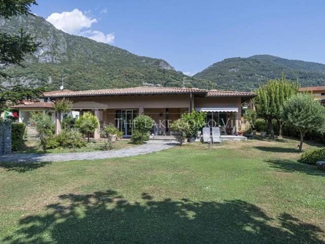 Villa Indipendente in vendita a Tavordo, Porlezza