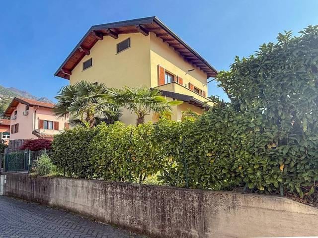 Villa Indipendente in vendita a Tavordo, Porlezza