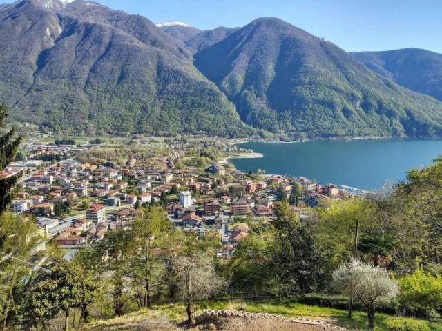 Villa Indipendente in vendita a Tavordo, Porlezza