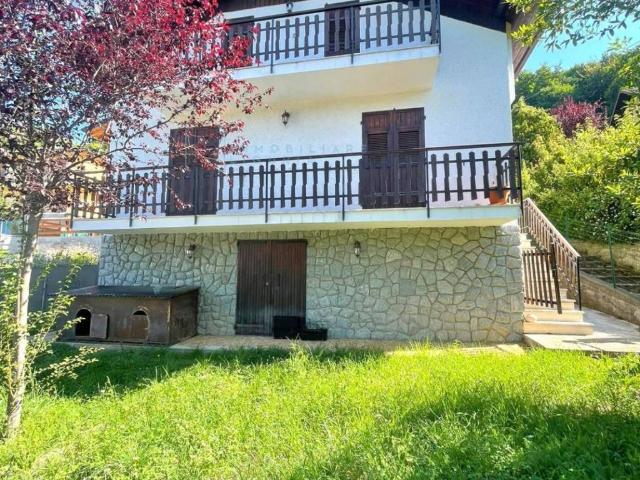 Villa Indipendente in vendita a Pornassio, Liguria