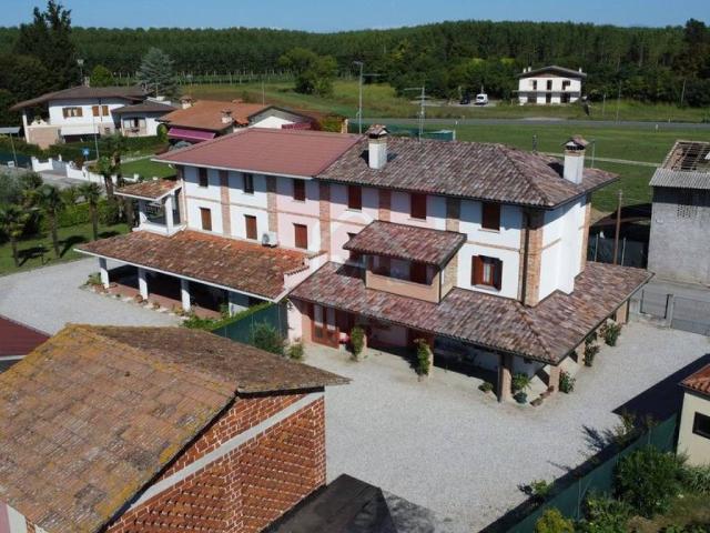 Villa Indipendente in vendita a Porpetto, Friuli-Venezia Giulia