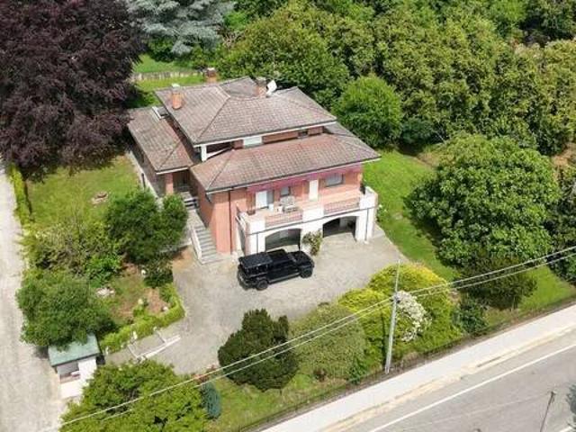 Villa Indipendente in vendita a Piemonte, Asti