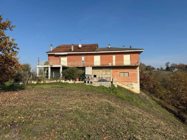 Rustico in vendita a Piemonte, Asti