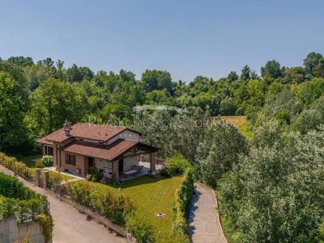 Villa Indipendente in vendita a Piemonte, Asti