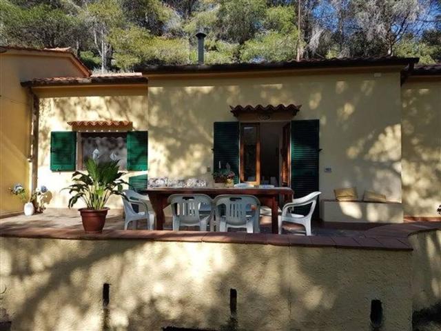 Villa Indipendente in vendita a Rio, Toscana