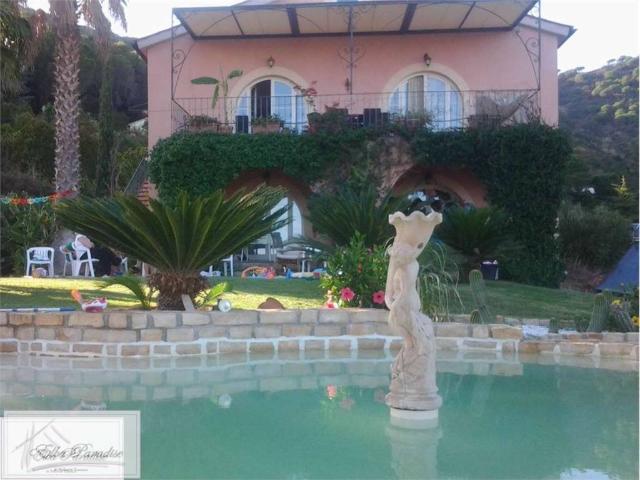 Villa Indipendente in vendita a Porto Azzurro, Toscana