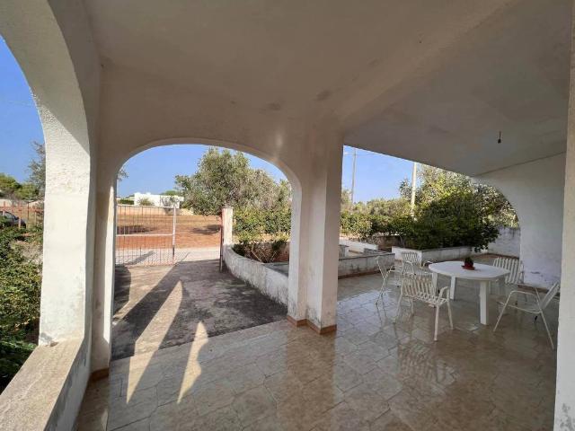 Villa Indipendente in vendita a Poggio Bellanova, Porto Cesareo