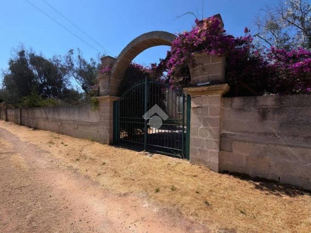 Villa Indipendente in vendita a Punta Grossa, Puglia