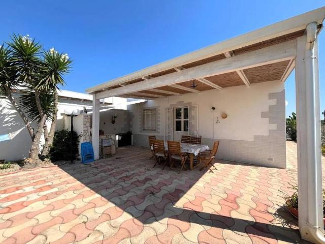 Villa Indipendente in vendita a Puglia, Lecce
