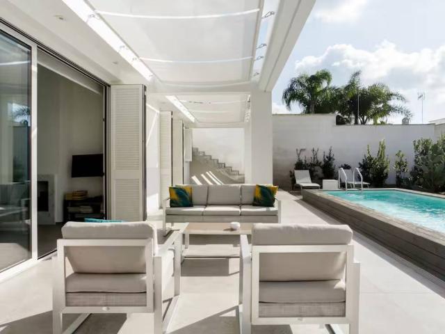 Villa Indipendente in vendita a Puglia, Lecce