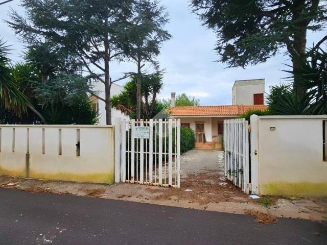 Villa Indipendente in vendita a Puglia, Lecce