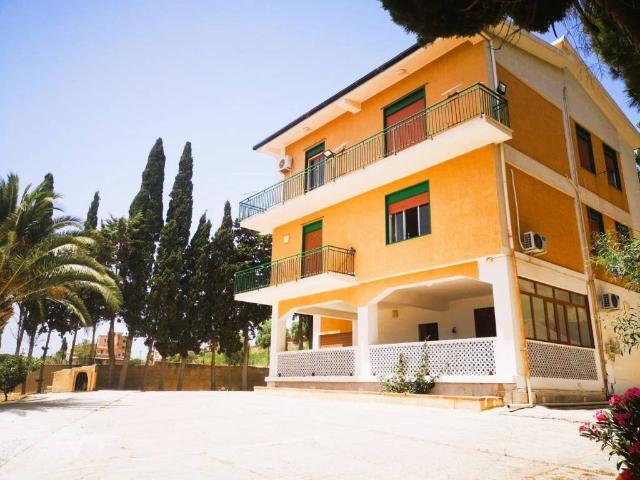 Villa Indipendente in vendita a Ciuccafa, Porto Empedocle