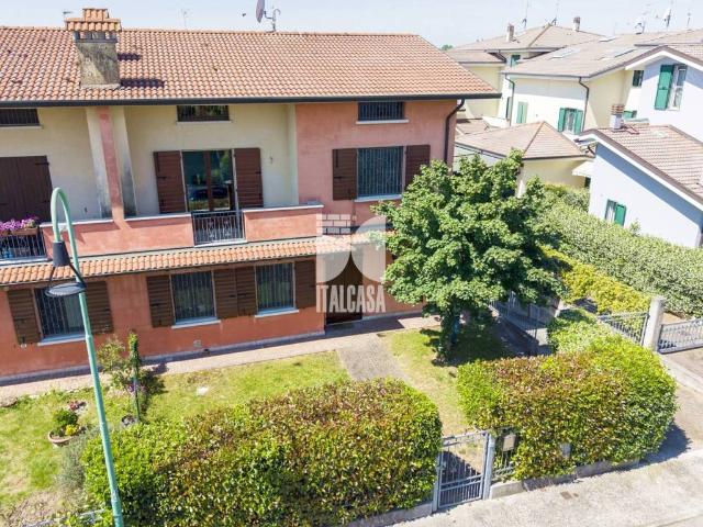Villa Indipendente in vendita a Montata Carra, Porto Mantovano