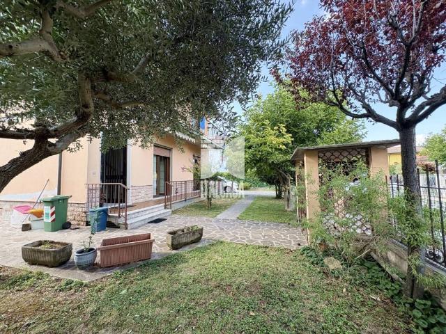 Villa Indipendente in vendita a Bancole, Porto Mantovano