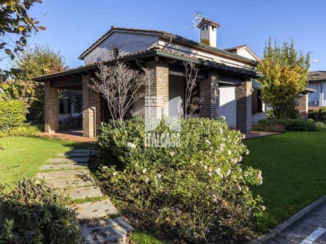 Villa Indipendente in vendita a Sant'Antonio, Porto Mantovano