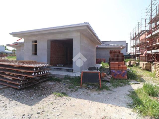 Villa Indipendente in vendita a Sant'Antonio, Porto Mantovano