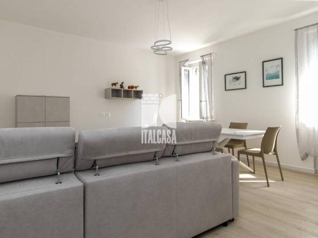 Villa Indipendente in vendita a Porto Mantovano, Lombardia
