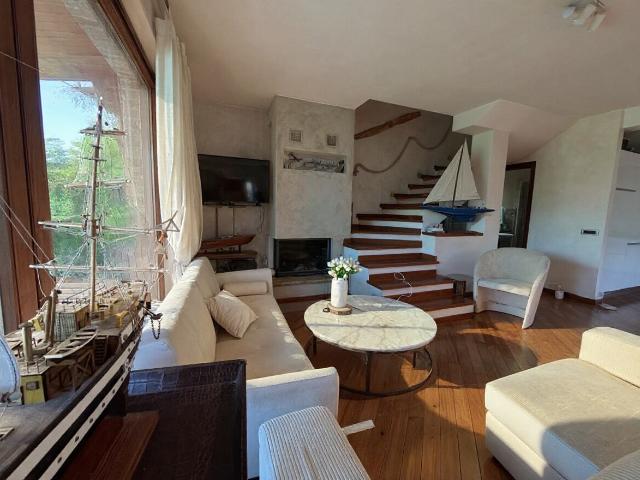 Villa Indipendente in vendita a Marche, Macerata