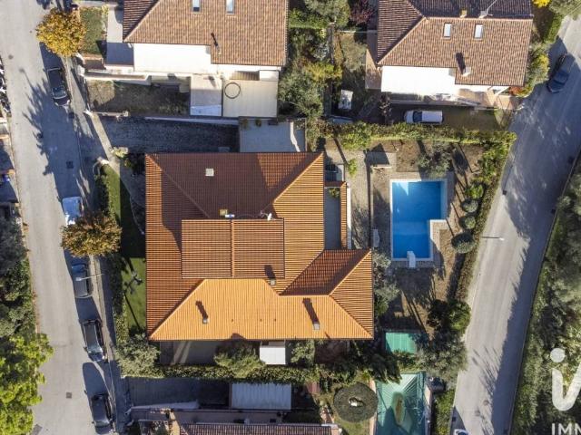 Villa Indipendente in vendita a Marche, Macerata