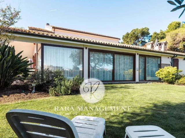 Villa Indipendente in vendita a Marche, Macerata