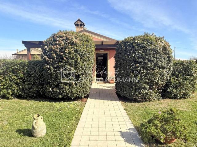 Villa Indipendente in vendita a Marche, Macerata