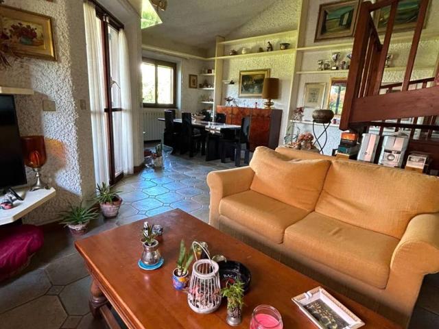 Villa Indipendente in vendita a Marche, Macerata