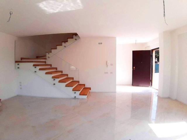 Villa Indipendente in vendita a Faleriense, Marche