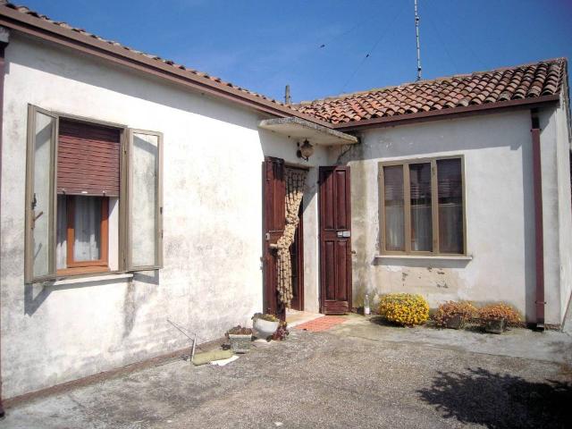 Villa Indipendente in vendita a Porto Tolle, Donzella