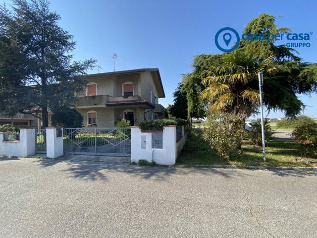 Villa Indipendente in vendita a Porto Tolle, Donzella