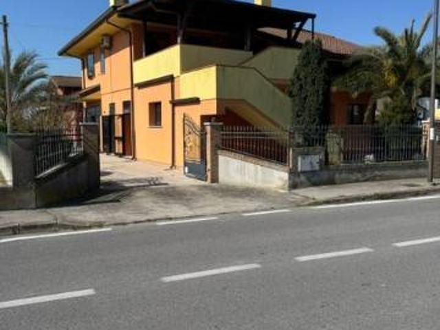 Villa Indipendente in vendita a Porto Tolle, Scardovari