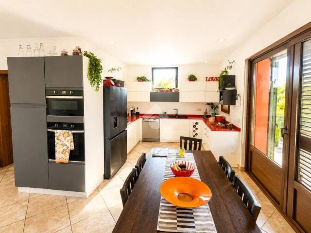 Villa Indipendente in vendita a Porto Torres, Sardigna/Sardegna