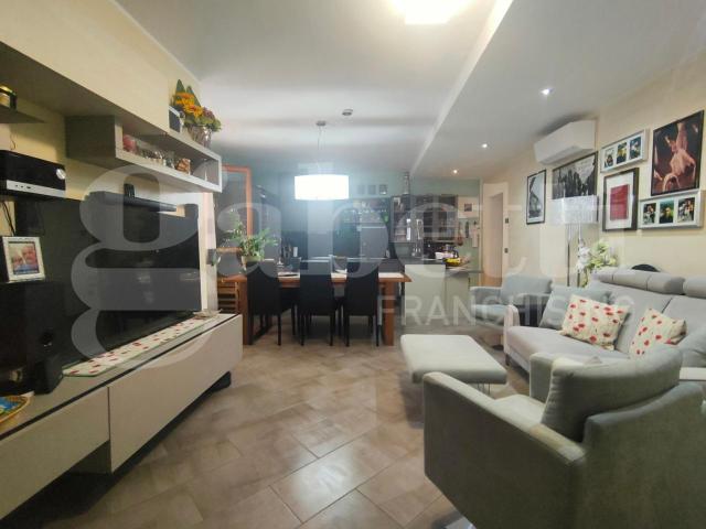 Villa Indipendente in vendita a Contarina, Porto Viro