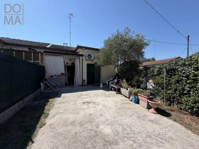 Villa Indipendente in vendita a Porto Viro, Veneto