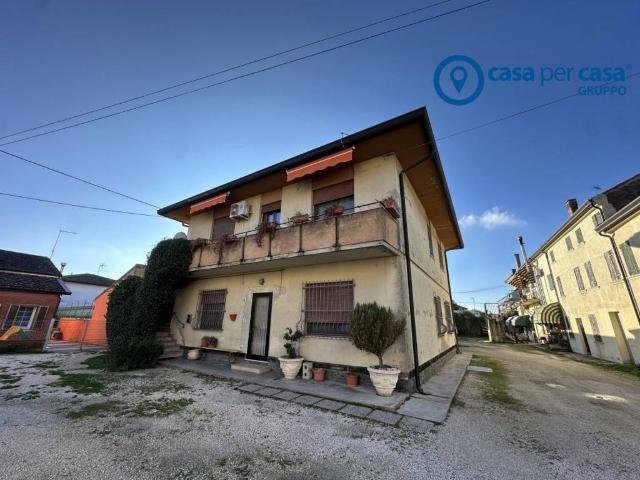 Villa Indipendente in vendita a Porto Viro, Veneto