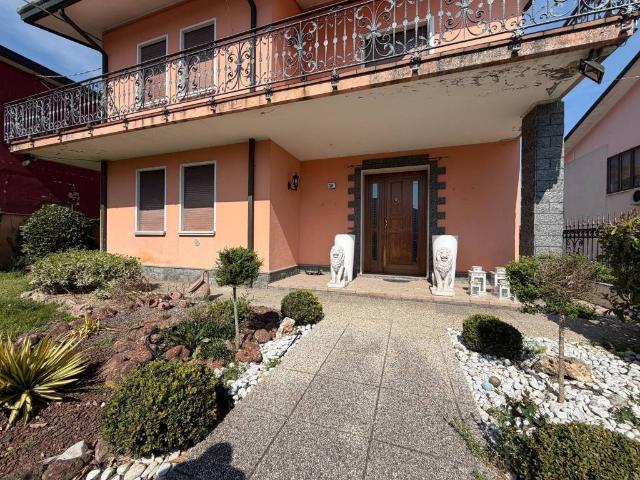 Villa Indipendente in vendita a Porto Viro, Veneto