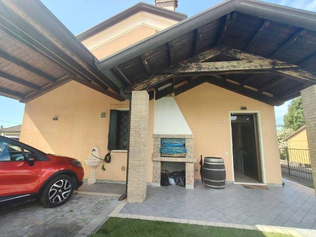 Villa Indipendente in vendita a Contarina, Porto Viro
