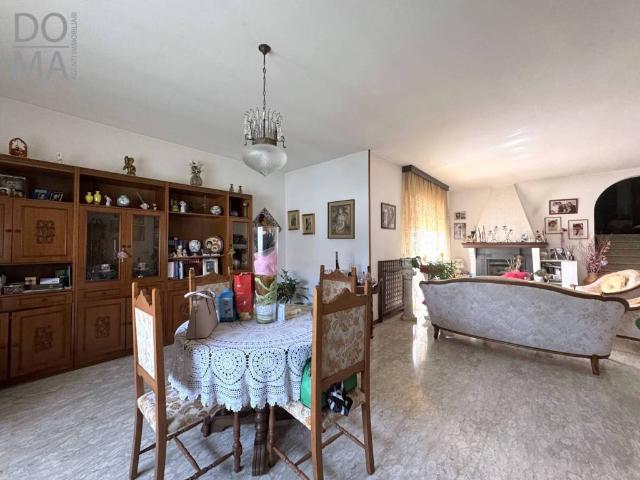 Villa Indipendente in vendita a Porto Viro, Veneto